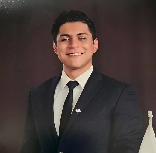 Daniel Flores Flores