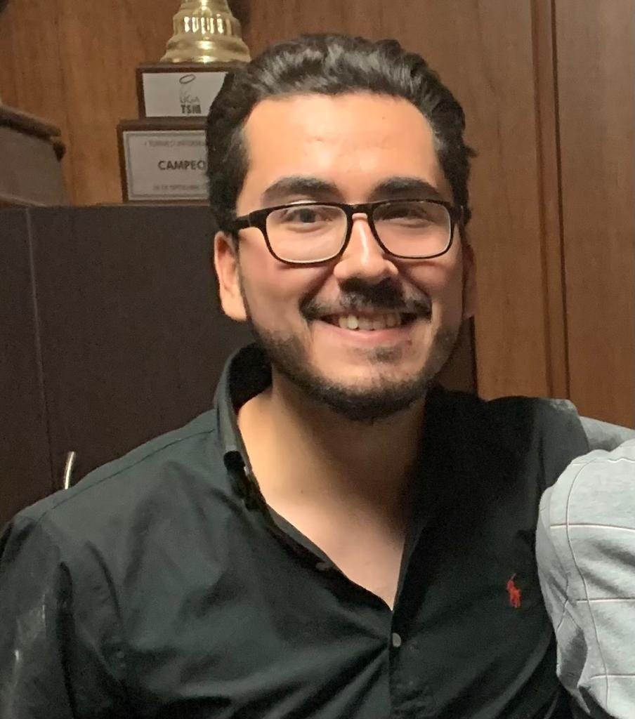 Gerardo Torres Valdes, docente del curso